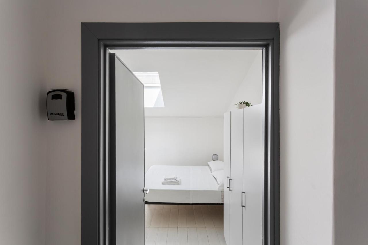 Ferienwohnung Studio Apt - Duomo 6 Mailand Exterior foto