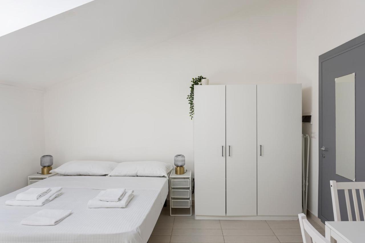 Ferienwohnung Studio Apt - Duomo 6 Mailand Exterior foto